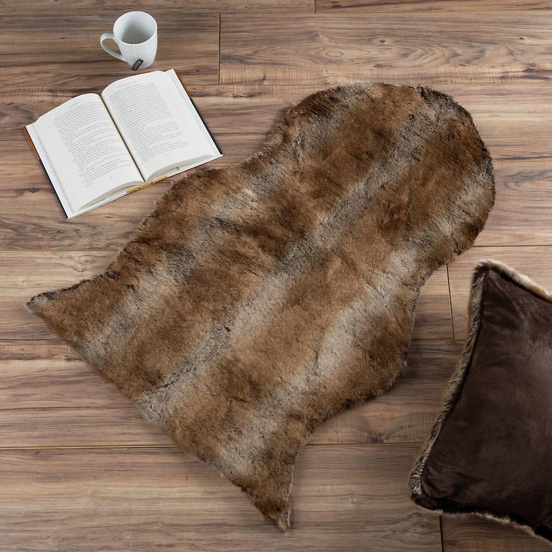 Hastings Home Faux Sheepskin Fur Rug