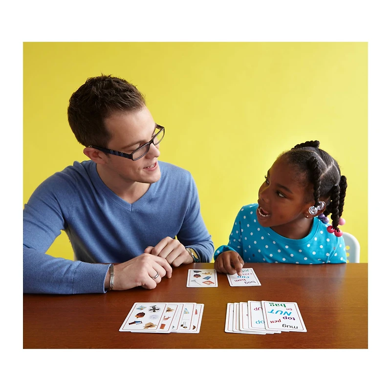 Super Genius™ First Words Matching Game