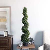 4ft. Potted Green Boxwood Spiral Tree