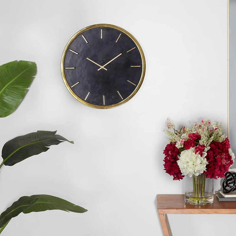 CosmoLiving by Cosmopolitan Glam Marble Wall Clock