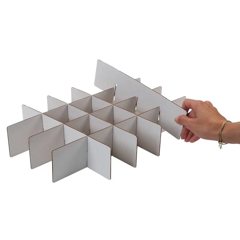 Simplify 15.4" Christmas Wreath 60 Ornament Storage Tote Bin