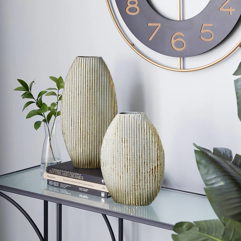 Set of 2 Gold Metal Contemporary Vase, 12", 16"