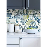 Caroline et Bettina Blue Avriel Peel & Stick Wallpaper