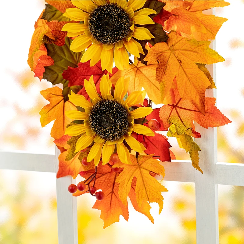 Glitzhome® 22.5" Fall Metal Pumpkin & Sunflower Wall Décor