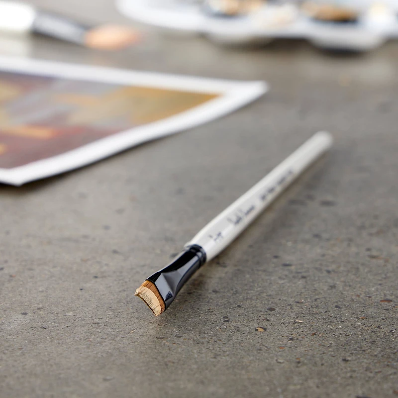 Simply Simmons Short Handle Angle Shader Brush