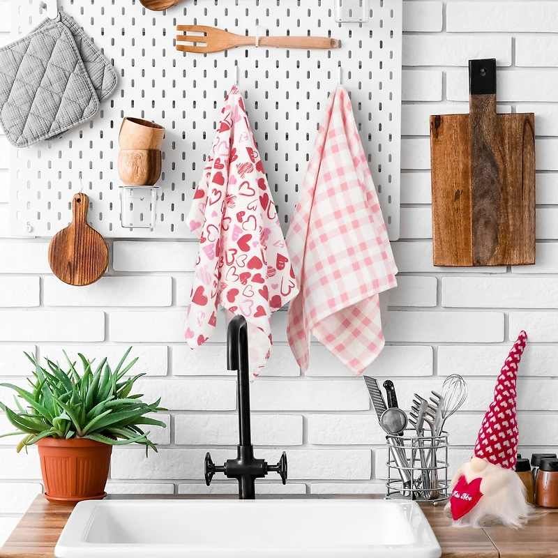 Plaid & Hearts Valentine's Day Kitchen Tea Towels Set
