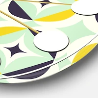 Designart 'Diamond Retro V Mid-Century Modern Wall Clock