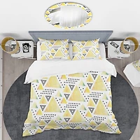 Designart 'Triangular Retro Design IV' Mid-Century Duvet Cover Set