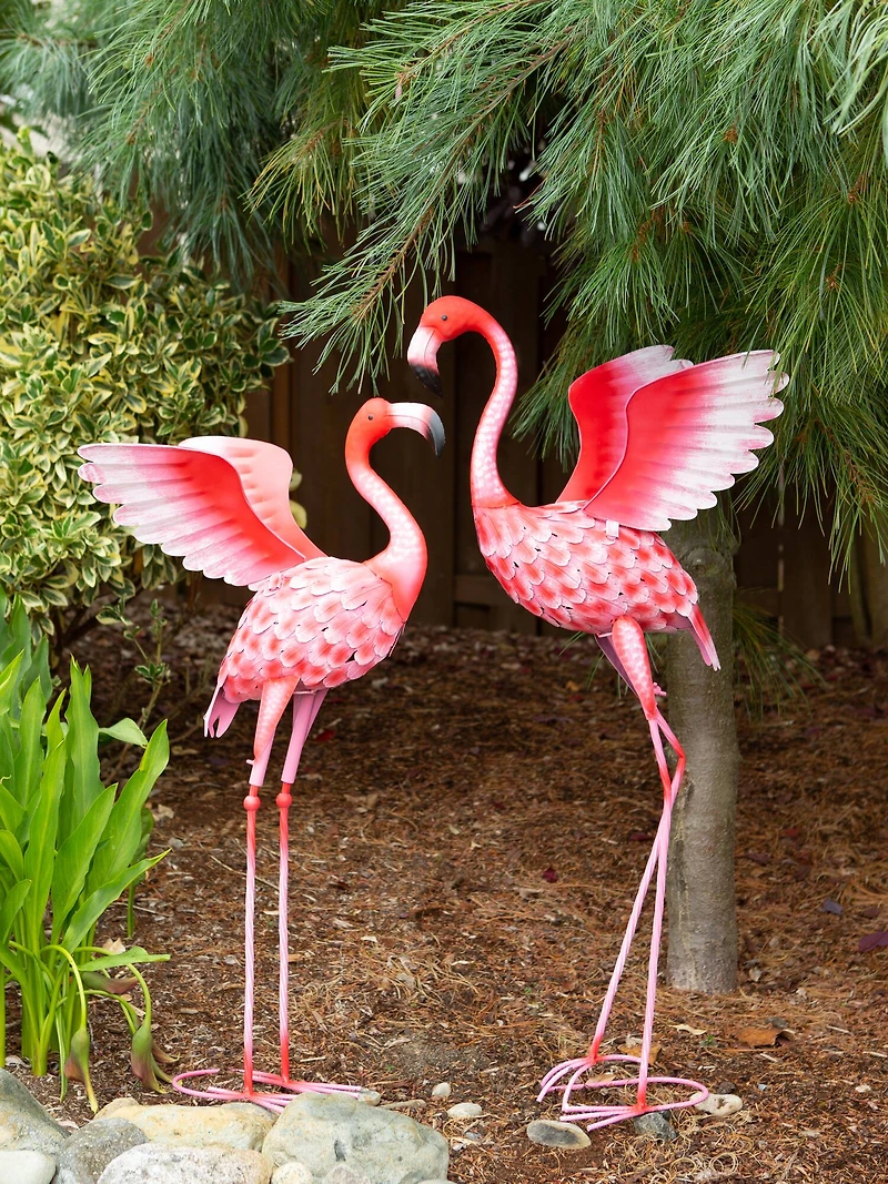 2.3ft. Flying Flamingo Metal Décor