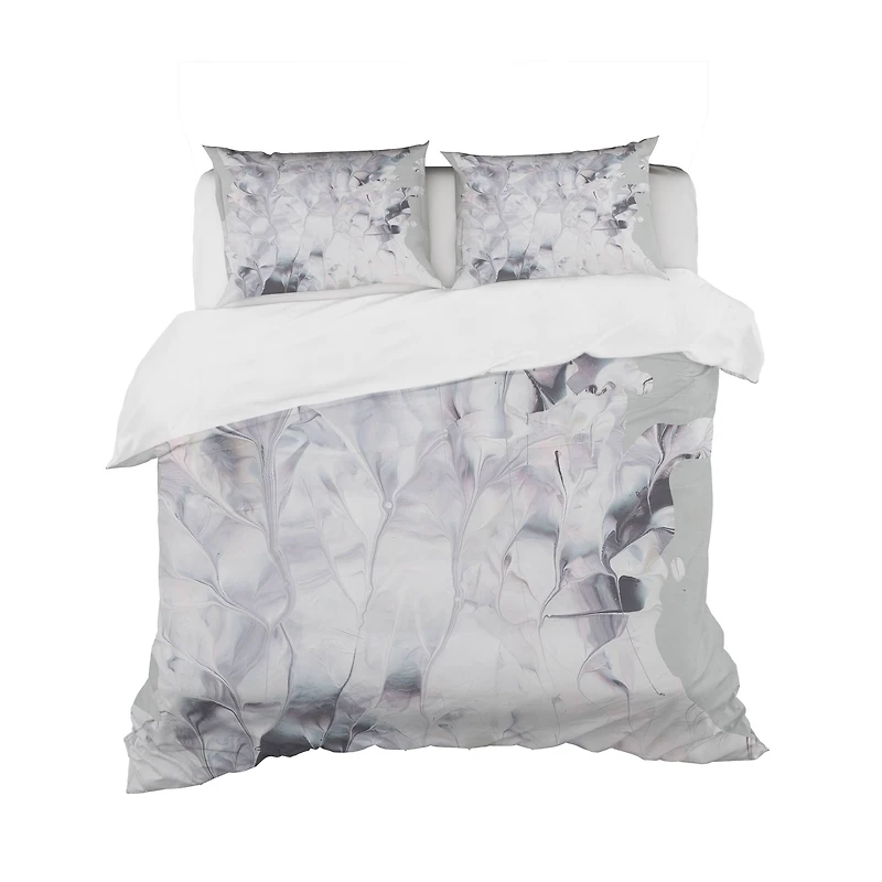 Designart 'Light and Shadow II' Geometric Bedding Set