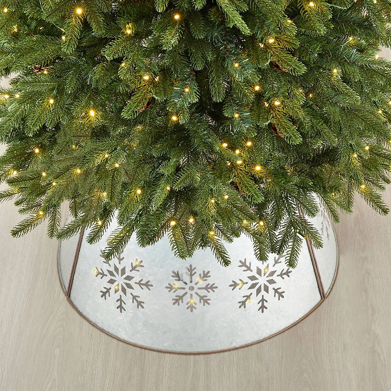 Glitzhome® Silver 26" LED Snowflake Cutout Metal Tree Collar