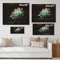 Designart - Close Up Of Pure Blue and White Daisy Flower I