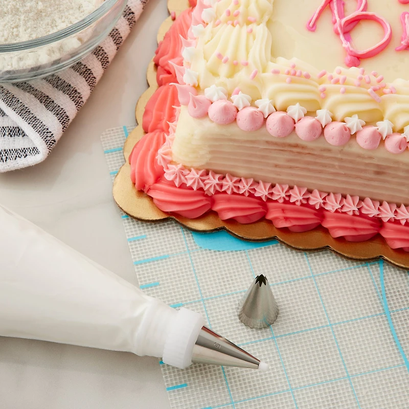 No. 5 Round & No. 18 Star Tip Set by Celebrate It™