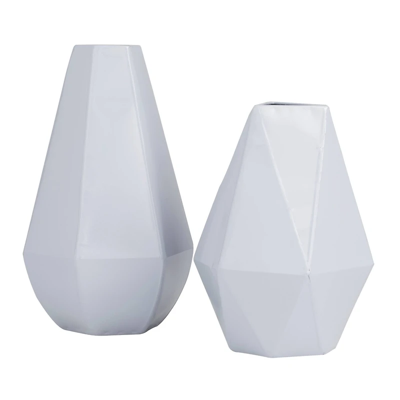 CosmoLiving by Cosmopolitan Iron Contemporary Vase