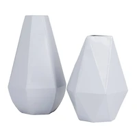 CosmoLiving by Cosmopolitan Iron Contemporary Vase