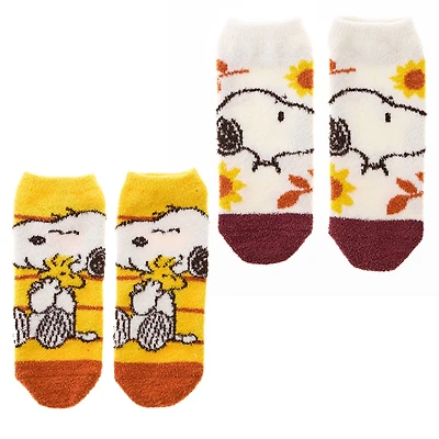 Peanuts® Snoopy Hugs 2 Pair Adult Ankle Sock Set