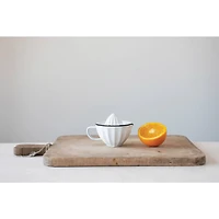 Hello Honey® 4" Enamel 2-Piece Juicer with Black Rim