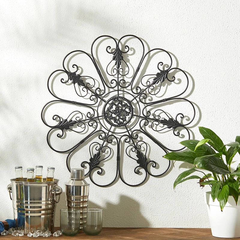 Glitzhome® 23.75" Traditional Iron Scroll Wall Décor