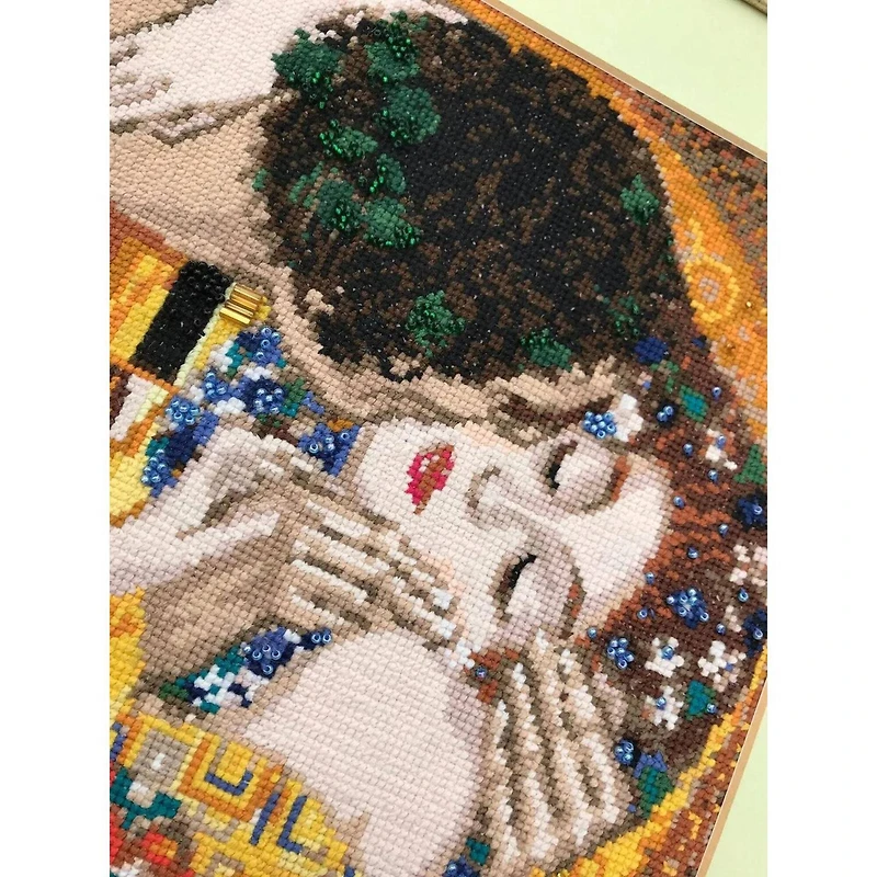 RIOLIS The Kiss after G. Klimt's Painting Counted Cross Stitch Kit R1170