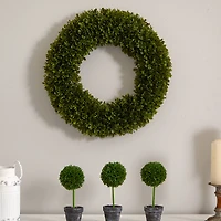 19.5" UV Resistant Green Tea Leaf Wreath