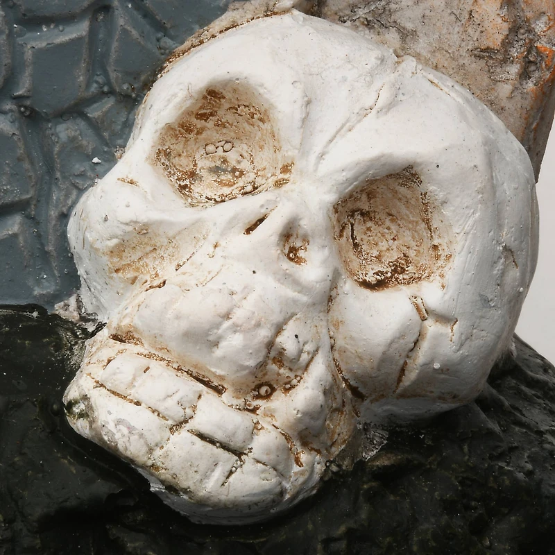 18" LED Multilevel Haunted House