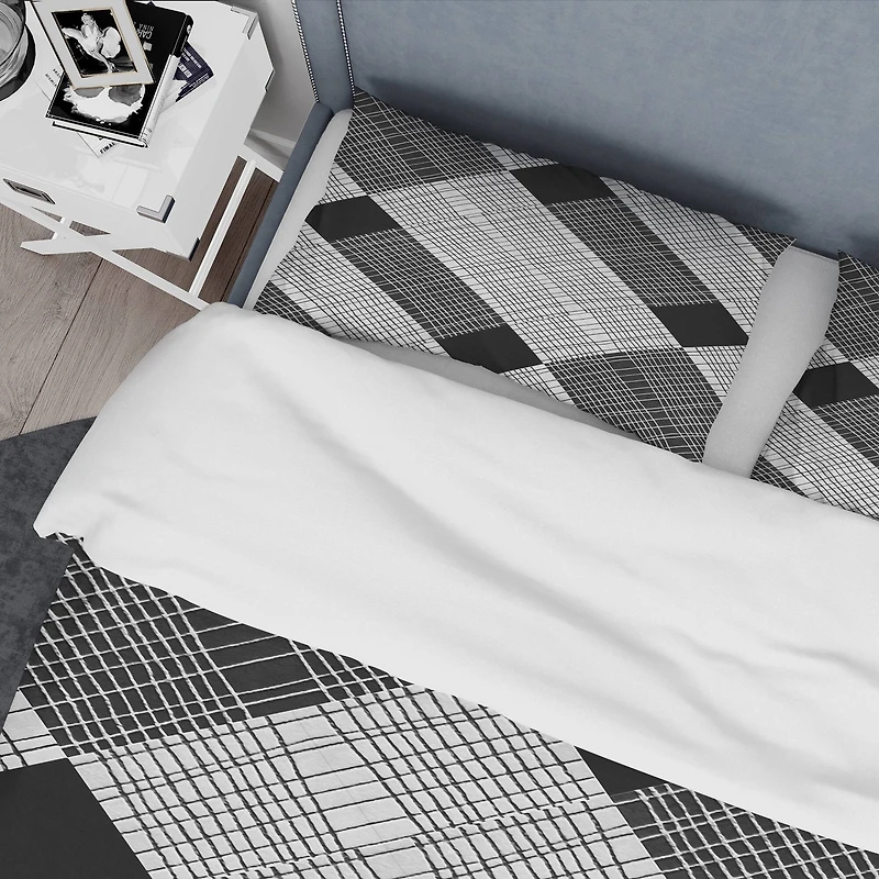 Designart 'Black and White Check Stipes Pattern' Modern & Contemporary Bedding Set