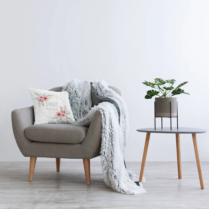 Stupell Industries Sweet Dreams Sentiments Blushing Pink Poppy Wreath Throw Pillow 18" x 18"