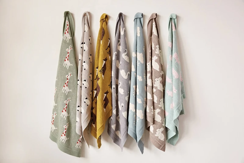 Hello Honey® Gray Cotton Knit Sheep Blanket