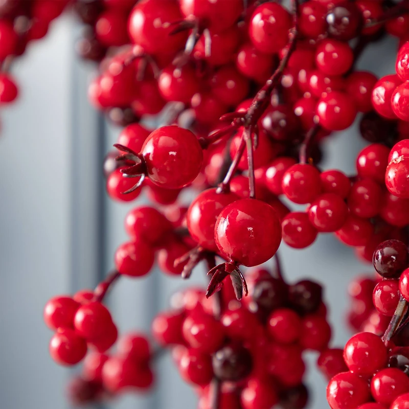 Glitzhome® 25"D Christmas Red Berries Wreath