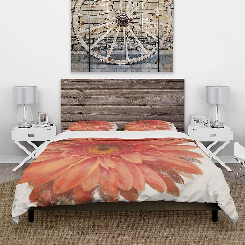 Designart 'Vivid Red Daisy' Traditional Bedding Set