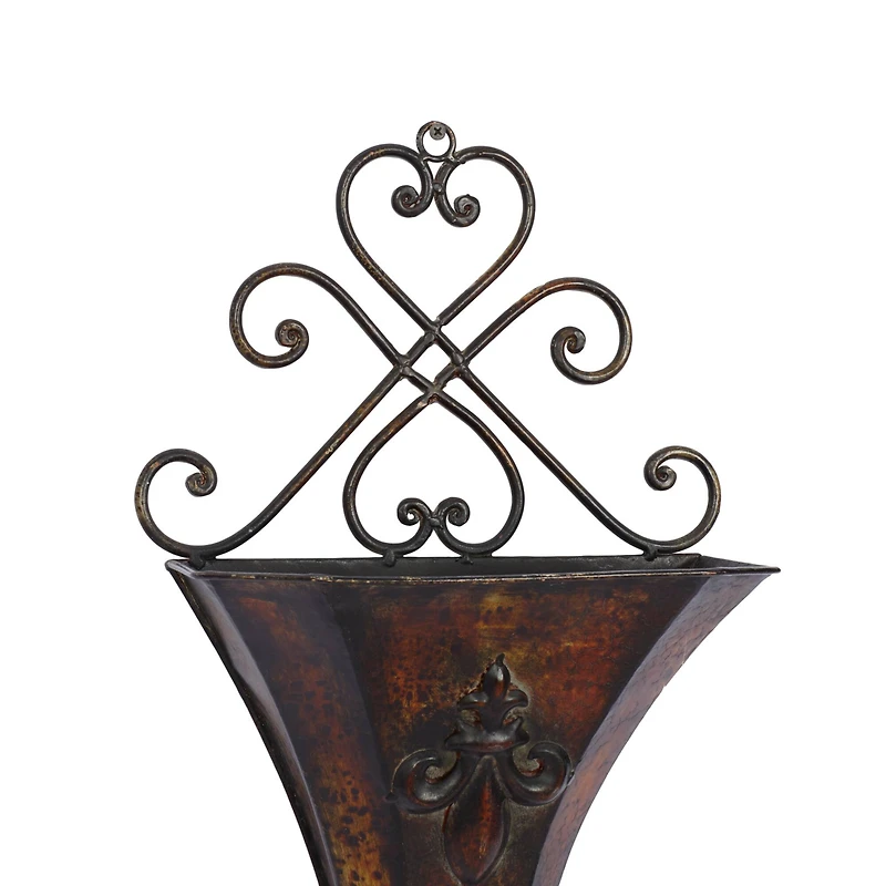 Brown Metal Traditional Planter Set