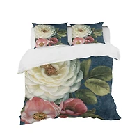 Designart 'White and Pink Damask Rose Flowers' Shabby Bedding Set