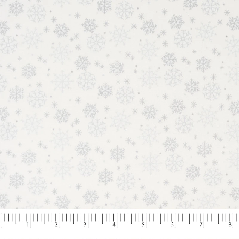 SINGER Christmas Snowflake Cotton Fabric Fat Quarter Bundle