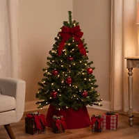 4.5ft. Pre-Lit Pendleton Spruce Full Artificial Christmas Tree, Clear Lights