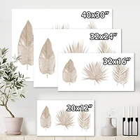 Designart - Tropical Beiges Leaves
