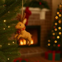 Christmas Reindeer Felting Kit by Loops & Threads®