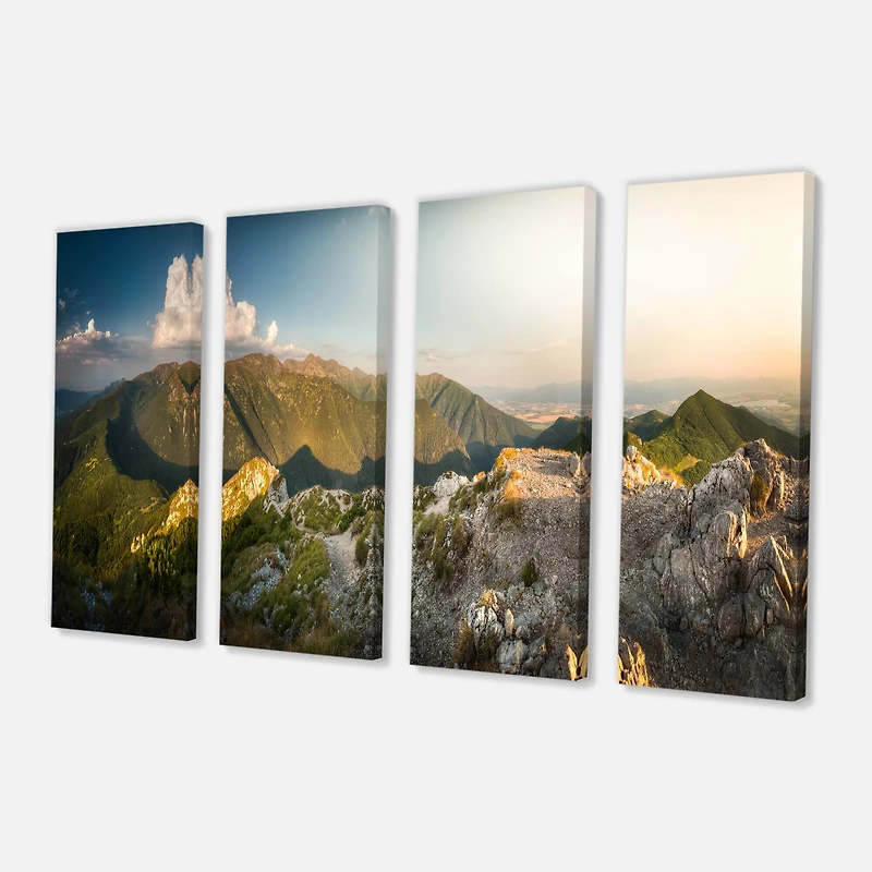 Designart - Rocky Green Mountains Panorama