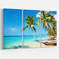 Designart - Tropical Beach
