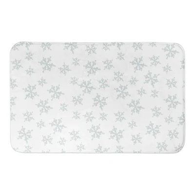 Snowflake Pattern 21" x 34" Bath Mat