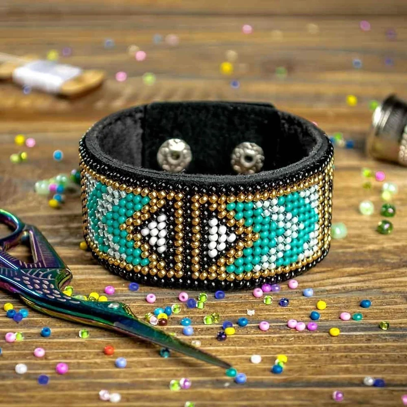 Wonderland Crafts Green & Gold Bead Artificial Leather Embroidery Bracelet Kit
