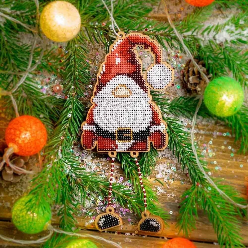 Wonderland Crafts Gnome Santa Bead Embroidery on Wood Kit