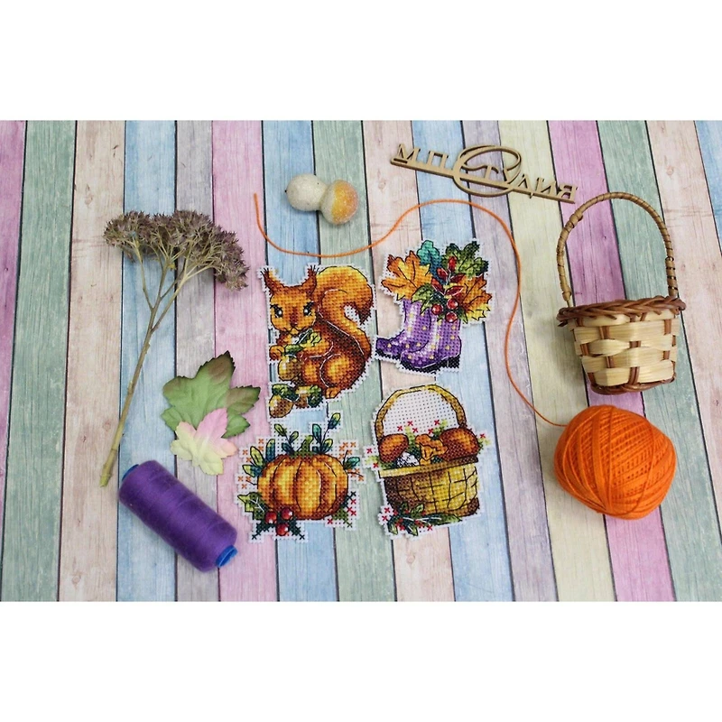 MP Studia Autumn MagnetsPlastic Canvas Counted Cross Stitch Kit