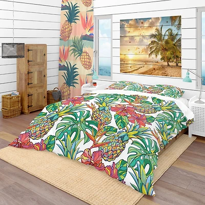 Designart 'Colorful Tropical Pattern' Tropical Bedding Set - Duvet Cover & Shams