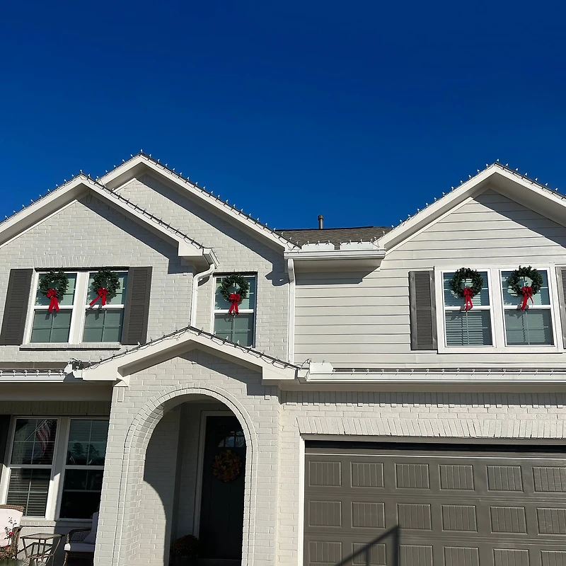 24" Canadian Pine Artificial Christmas Wreath