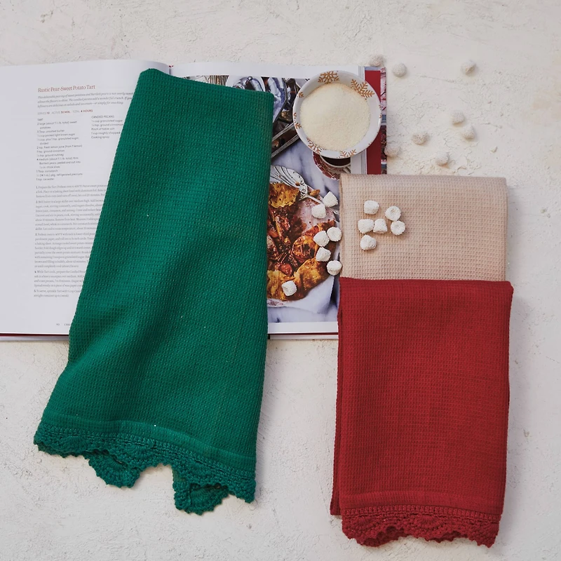 Hello Honey® 28" Hand-Woven Cotton Waffle Tea Towel with Crocheted Trim Set