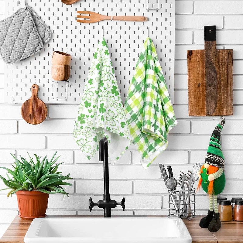 Shamrocks & Plaid Kitchen Tea Towels Set