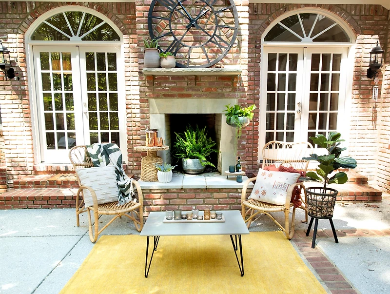 Hello Honey® 18" Natural Water Hyacinth Woven Side Table