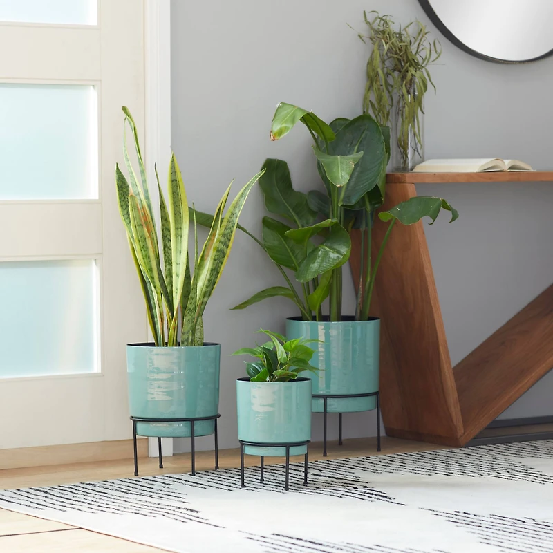 The Novogratz Teal Metal Contemporary Planter Set