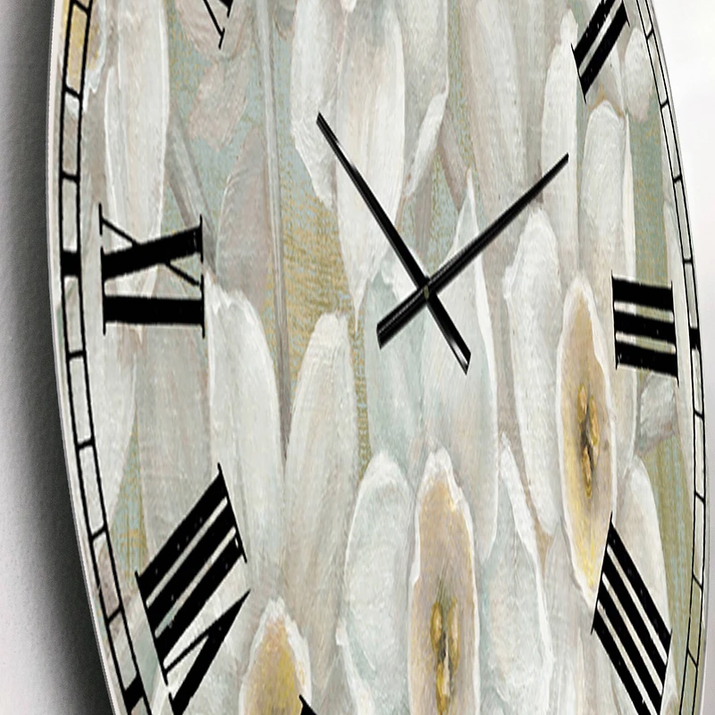 Designart 'Pure Pastel White Flowers Traditional Wall Clock