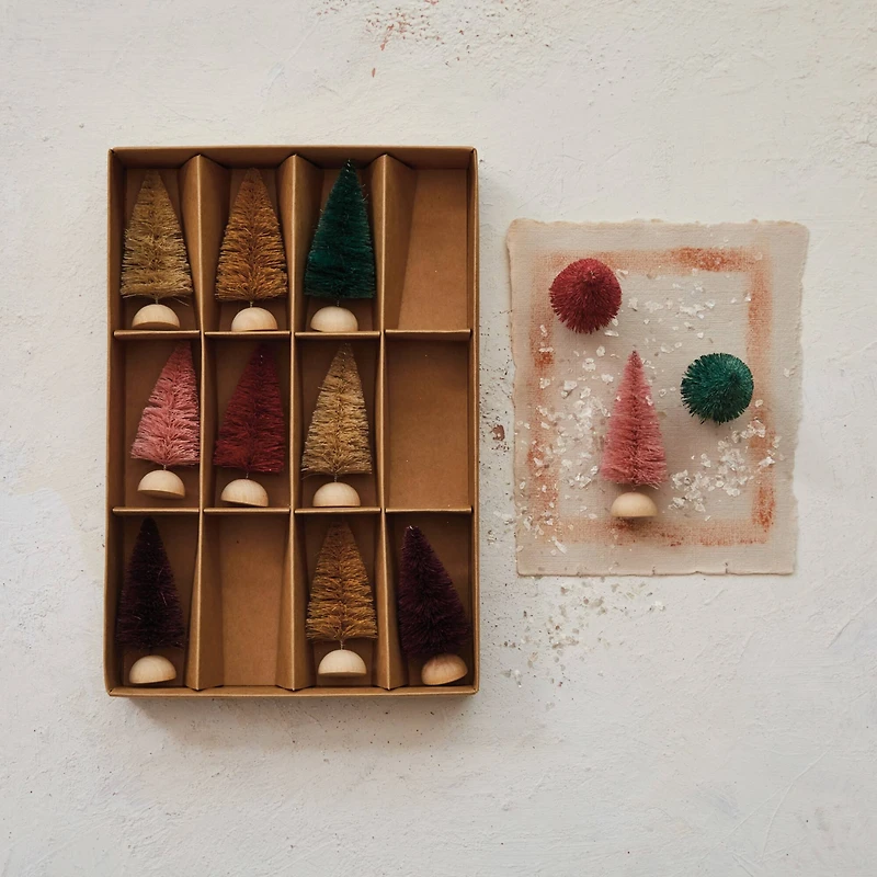 Hello Honey® 3" Sisal Bottle Brush Tree with Wood Base Set